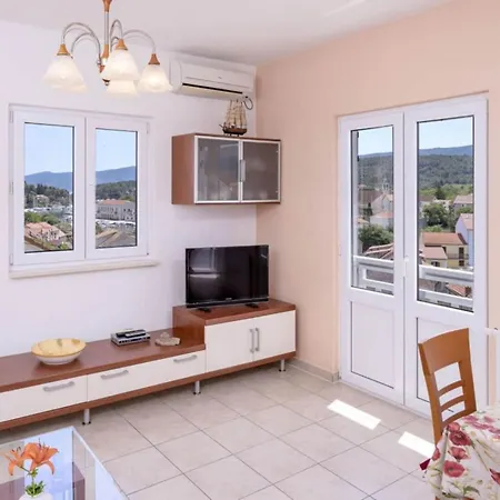One Bedroom Luxury With Balcony And Sea View 1 Apartament