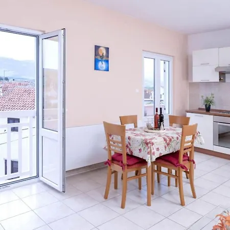 Apartament One Bedroom Luxury With Balcony And Sea View 1 Vrboska