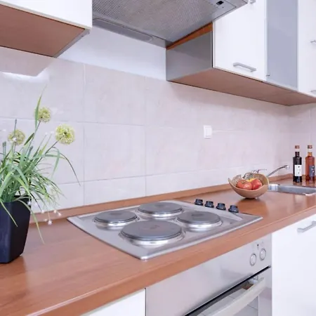 One Bedroom Luxury With Balcony And Sea View 1 *