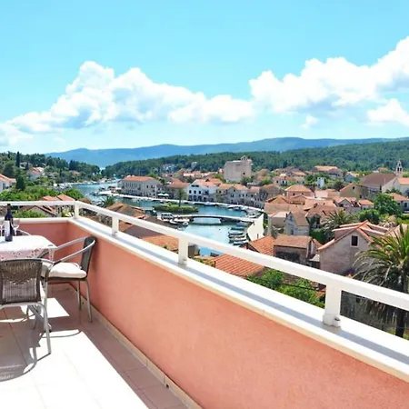 Apartament One Bedroom Luxury With Balcony And Sea View 1